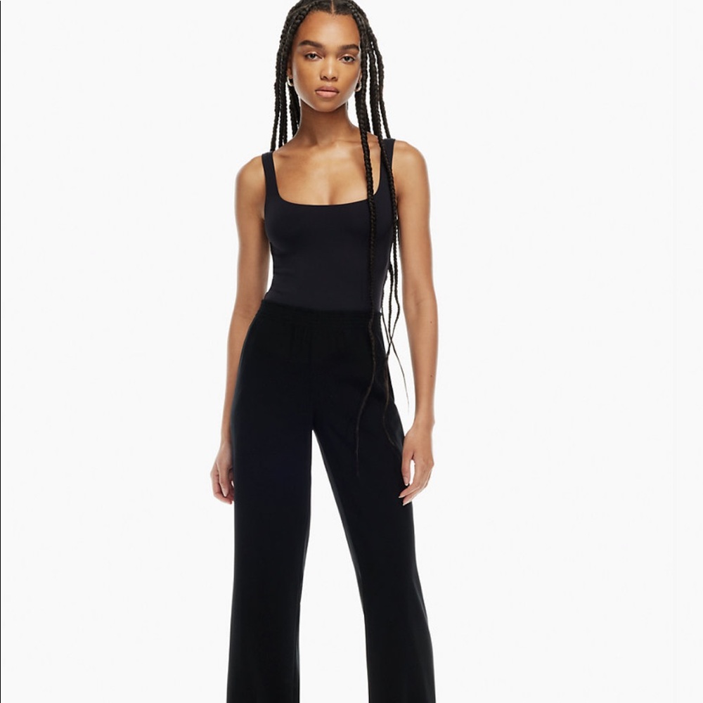 Babaton Square Neck Bodysuit